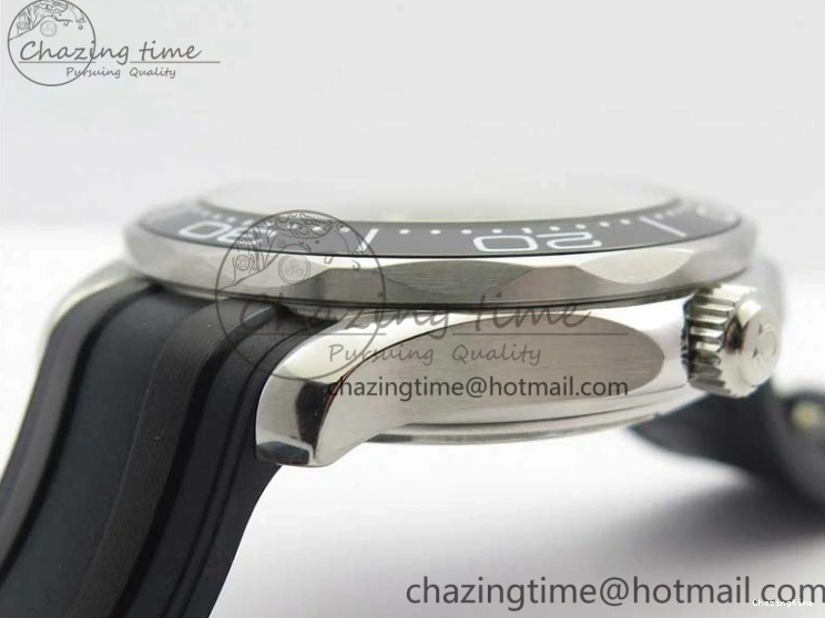 0410 2019 Seamaster Diver 300M OMF Best Edition Black Ceramic White Dial on Black Rubber Strap A WaterResistant 7938